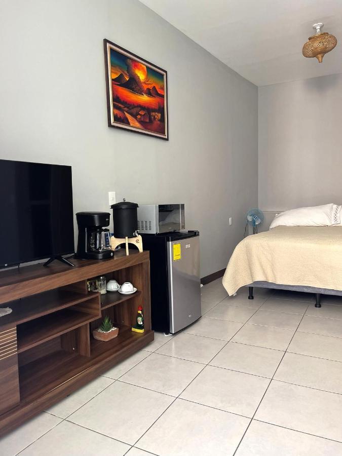 Habitacion Privada Lamat I Сан Педро Ла Лагуна Екстериор снимка