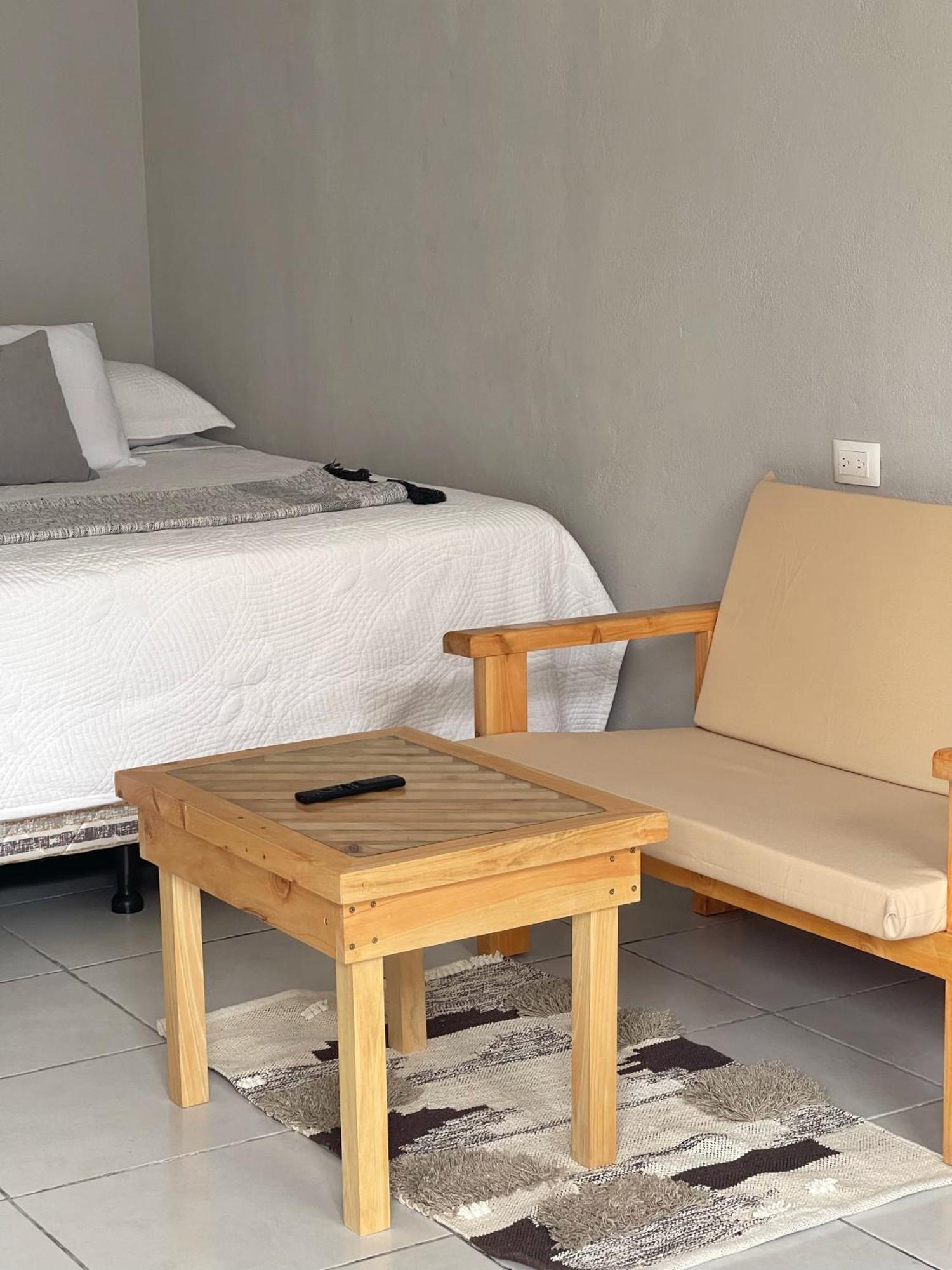 Habitacion Privada Lamat I Сан Педро Ла Лагуна Екстериор снимка