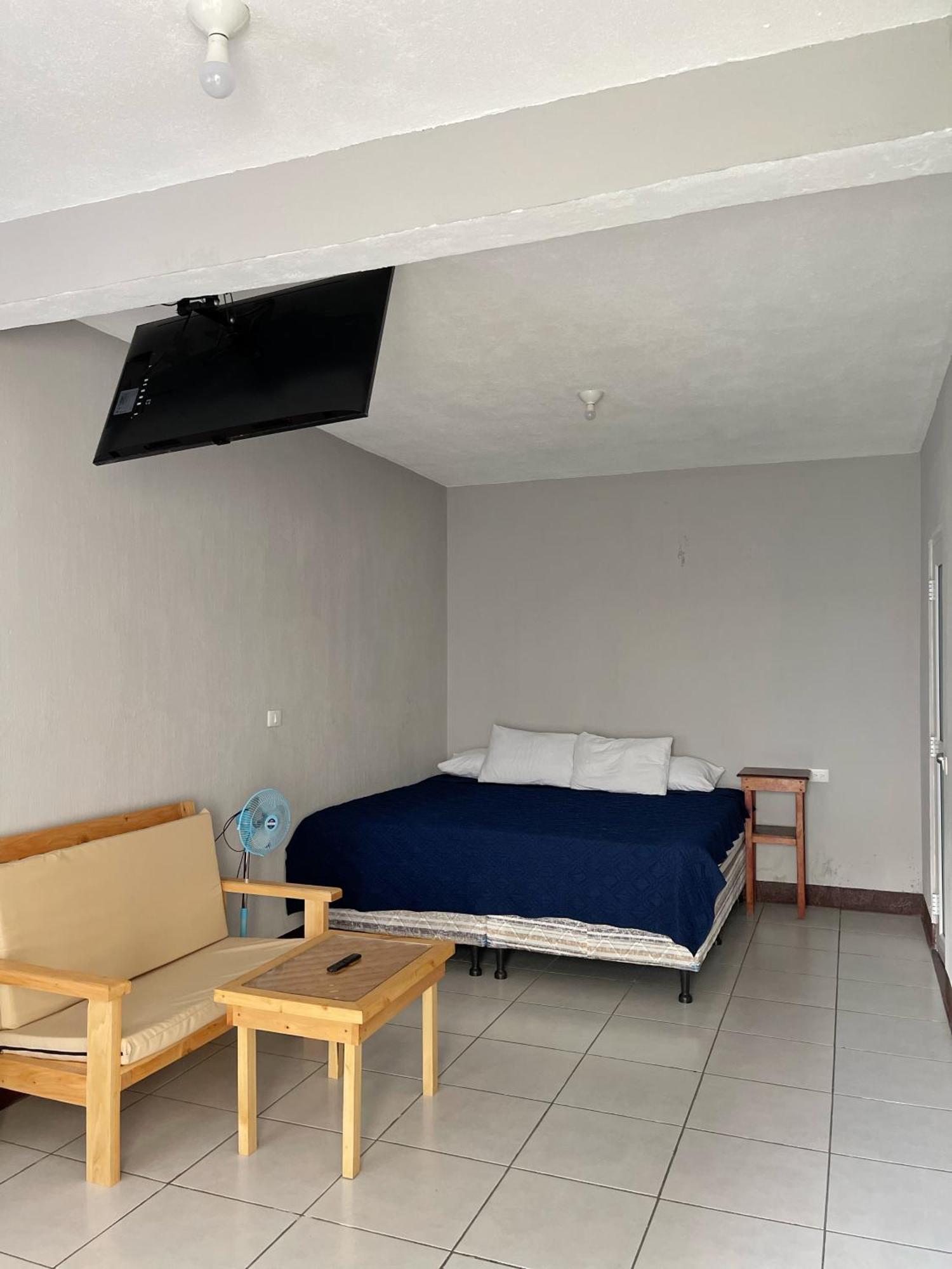 Habitacion Privada Lamat I Сан Педро Ла Лагуна Екстериор снимка